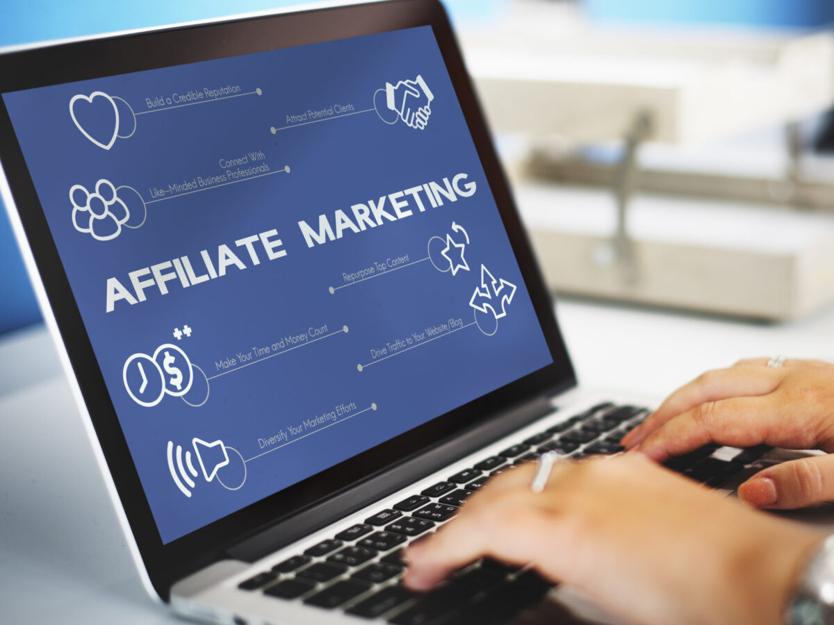 Make-money-with- affiliate-marketing-in-Pakistan